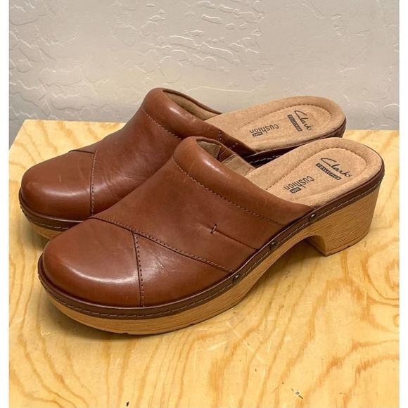 Clarks Soft Cushion Preslet Sheen Clog Mule Size 8 - Picture 2 of 5